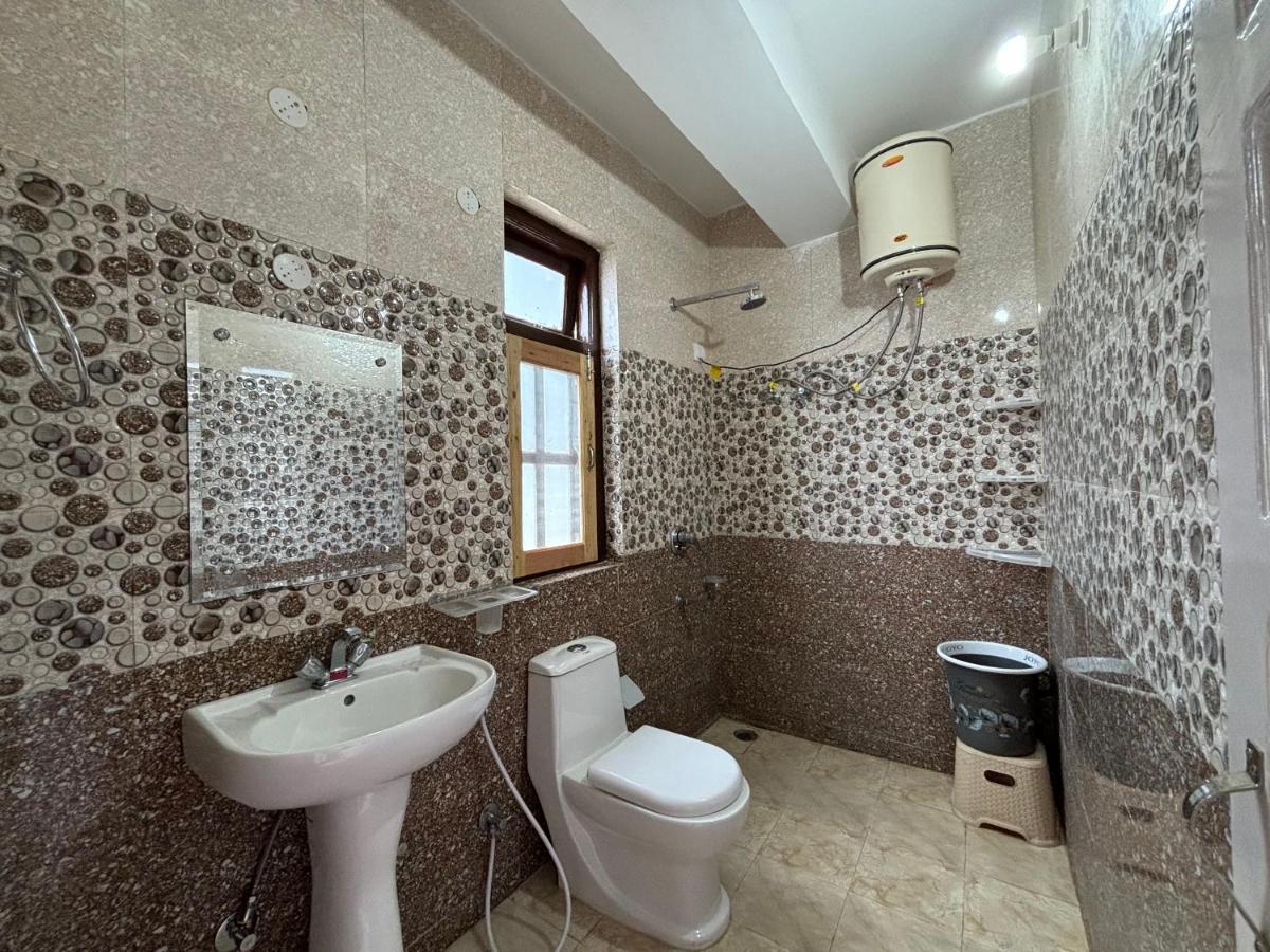 Zu-Zu Hostels شيملا المظهر الخارجي الصورة