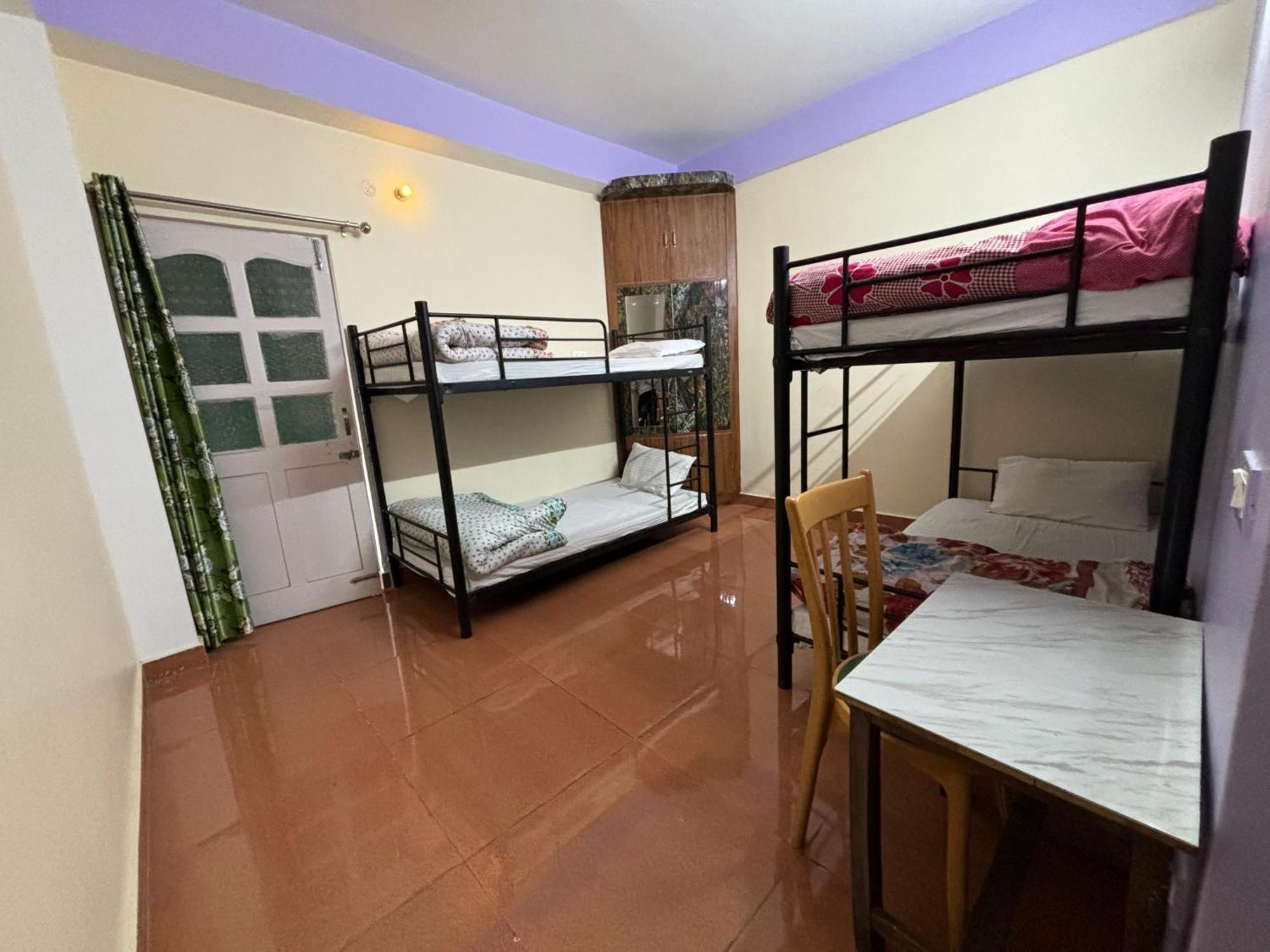 Zu-Zu Hostels شيملا المظهر الخارجي الصورة